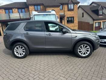 Used Land Rover Discovery Sport 2016 for sale - 74368936: Photo
