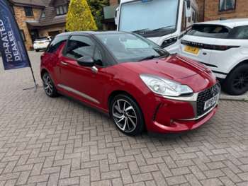 2018 (18) - PURETECH CONNECTED CHIC 3-Door
