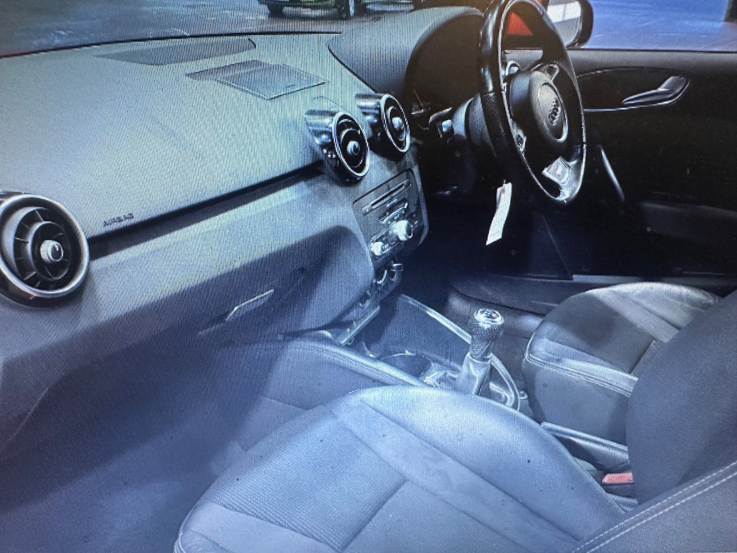 Used Audi A1 2013 for sale - 76386804: Photo 2