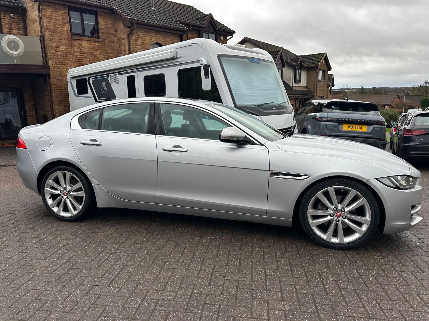 Used Jaguar XE 2016 for sale - 77692008: Photo 24