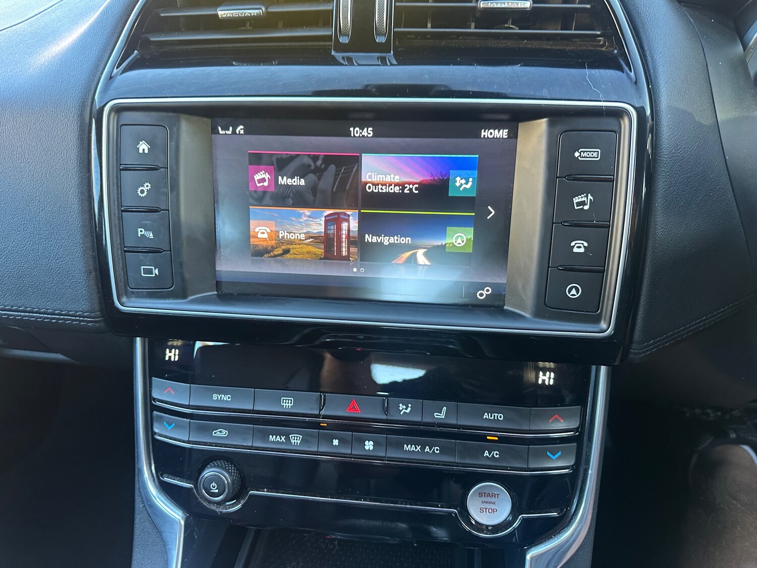 Used Jaguar XE 2016 for sale - 77692008: Photo 9