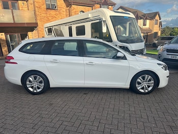 Peugeot - 308
