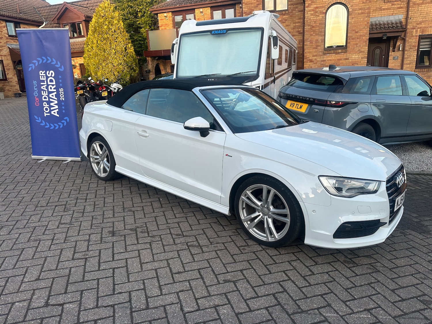 Used Audi A3 Cabriolet 2014 for sale - 77350481: Photo 3