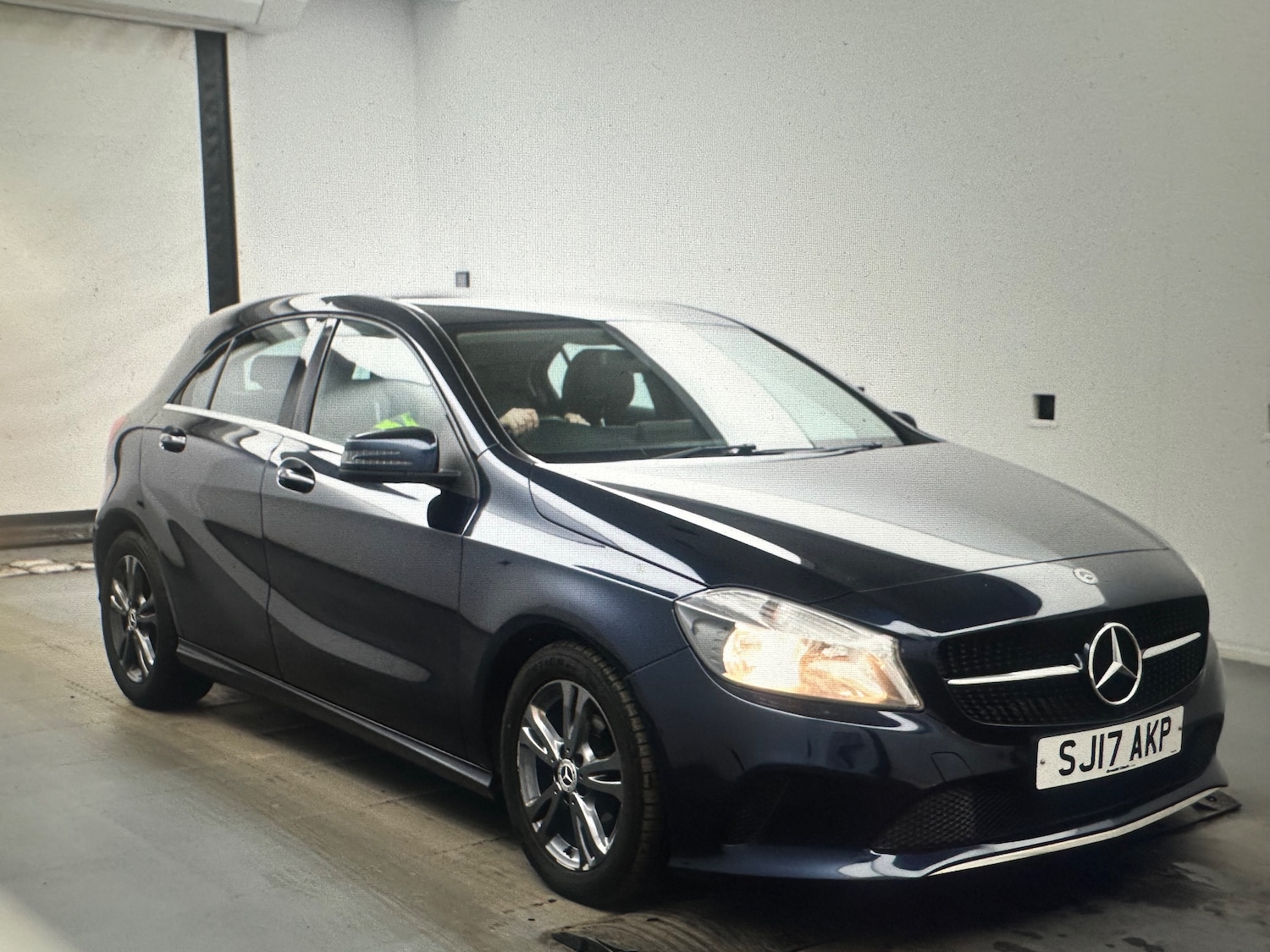 Used Mercedes-Benz A-Class 2017 for sale - 77966551: Photo 1