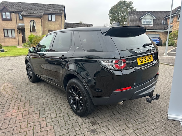 Used Land Rover Discovery Sport 2018 for sale - 76273795: Photo 19