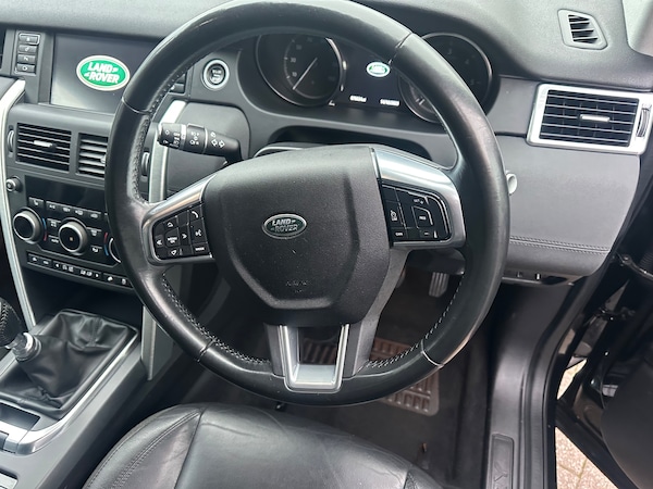 Used Land Rover Discovery Sport 2018 for sale - 76273795: Photo 25
