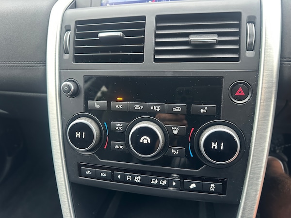 Used Land Rover Discovery Sport 2018 for sale - 76273795: Photo 39