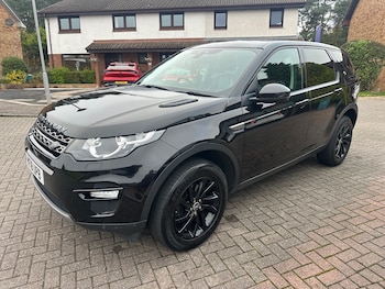 Used Land Rover Discovery Sport 2018 for sale - 76273795: Photo 3