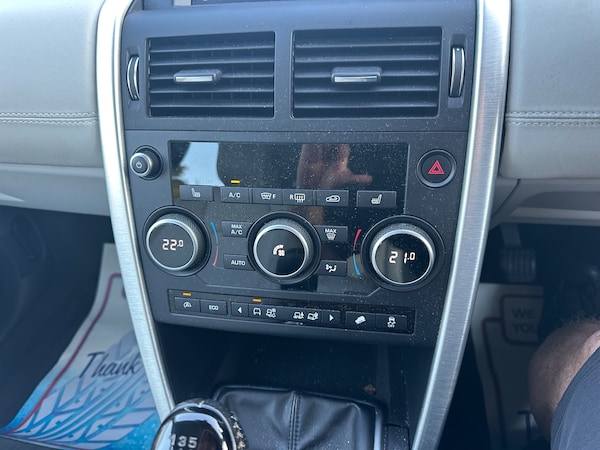 Used Land Rover Discovery Sport 2018 for sale - 76273795: Photo 4