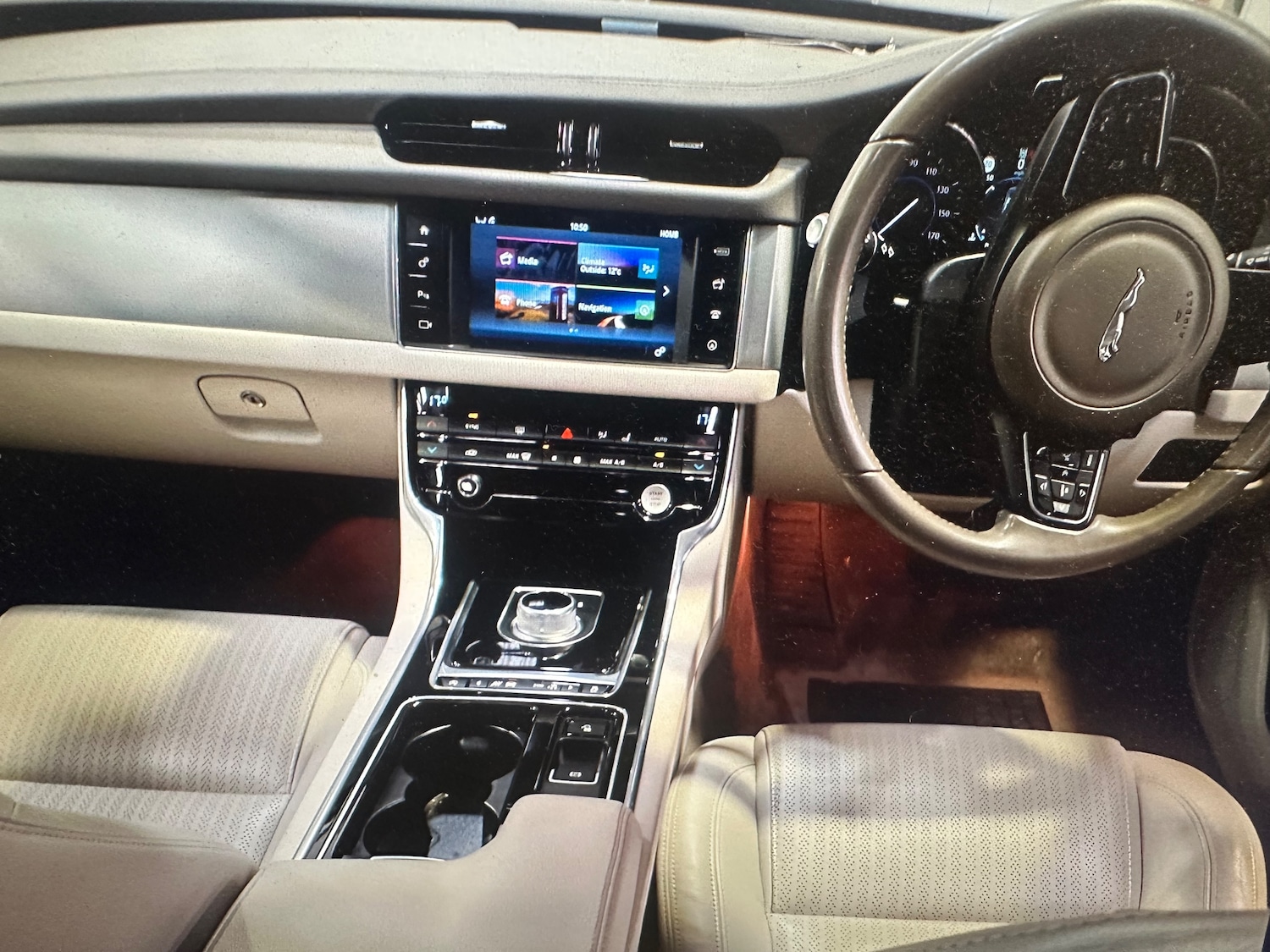 Used Jaguar XF 2016 for sale - 78201502: Photo 5