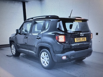 Used Jeep Renegade 2016 for sale - 76165123: Photo 3