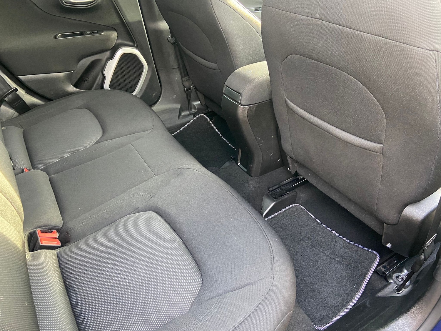 Used Jeep Renegade 2018 for sale - 78015971: Photo 20