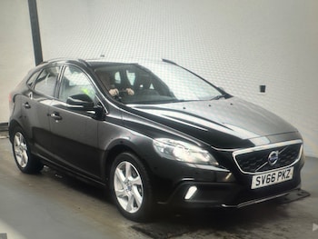 Used Volvo V40 Cross Country 2016 for sale - 77743441: Photo