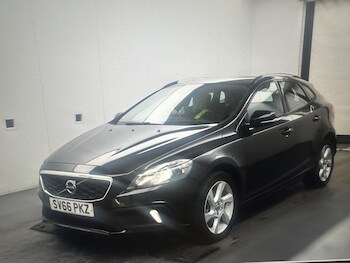 Used Volvo V40 Cross Country 2016 for sale - 77743441: Photo