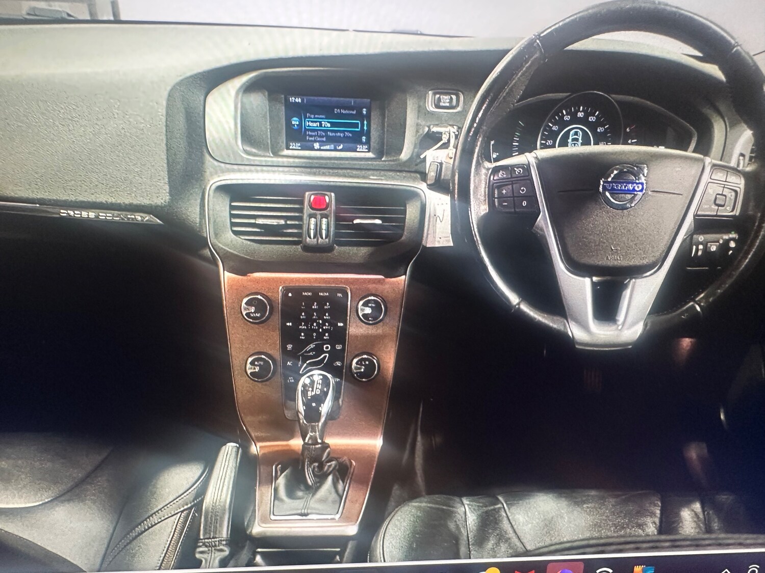 Used Volvo V40 Cross Country for sale - 77743441: Photo 8