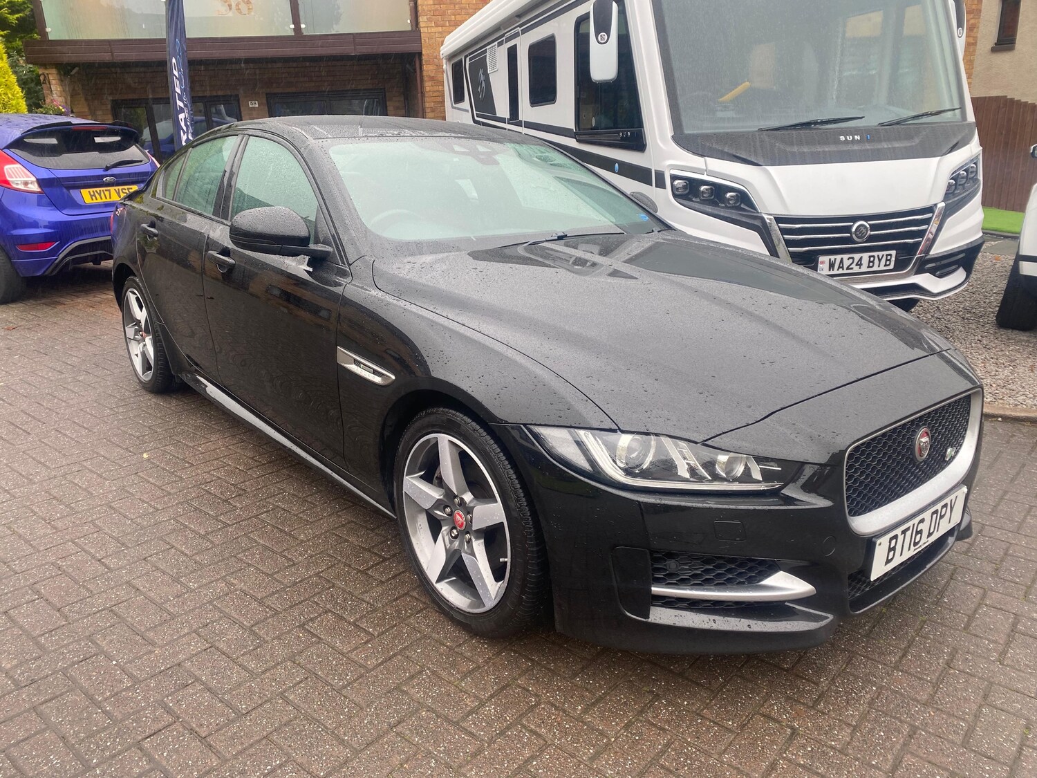 Used Jaguar XE 2016 for sale - 76249529: Photo 35