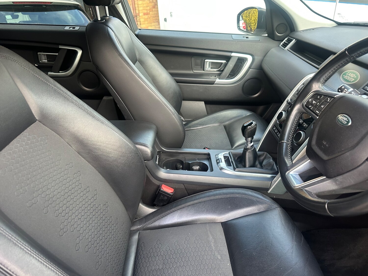 Used Land Rover Discovery Sport 2016 for sale - 78124832: Photo 18