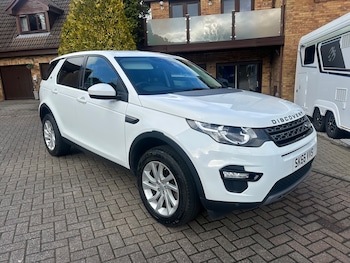 Land Rover Discovery Sport feature image