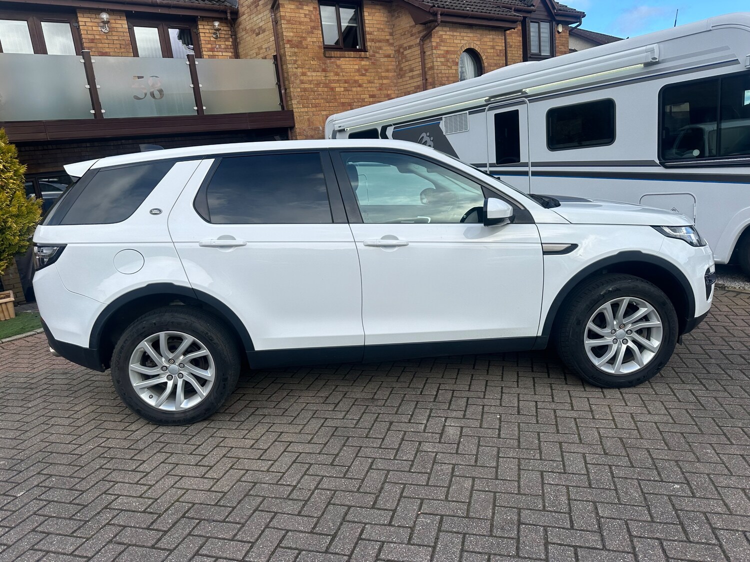 Used Land Rover Discovery Sport 2016 for sale - 78124832: Photo 23