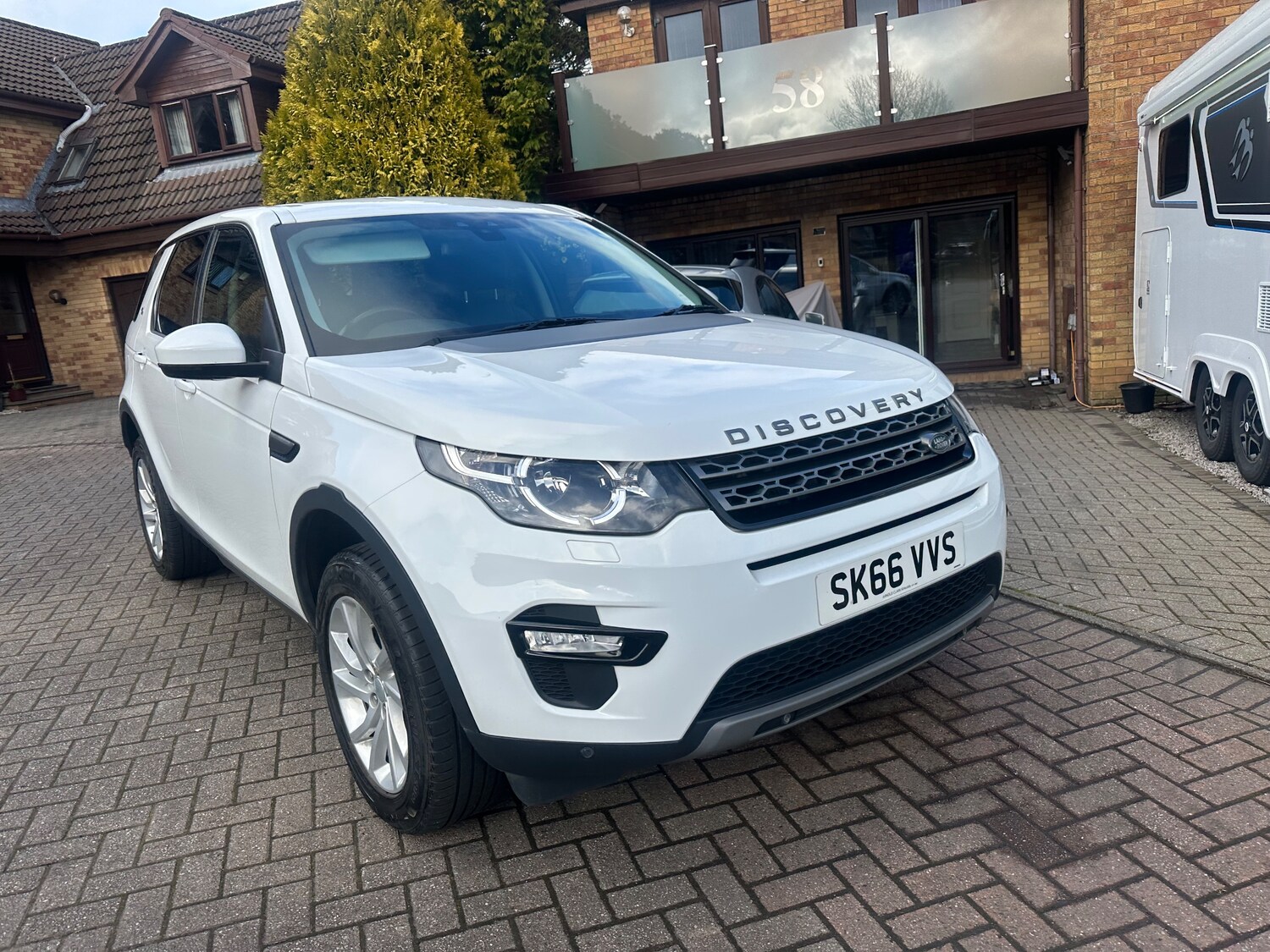 Used Land Rover Discovery Sport 2016 for sale - 78124832: Photo 32