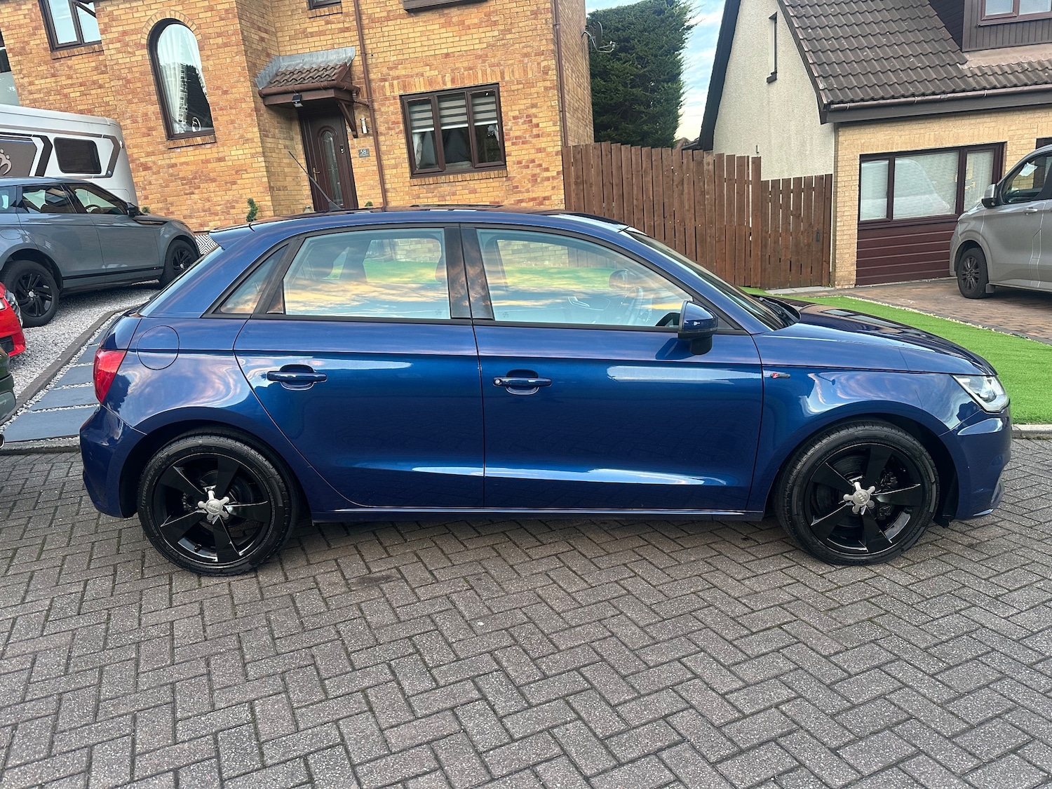 Used Audi A1 2016 for sale - 76369032: Photo 2