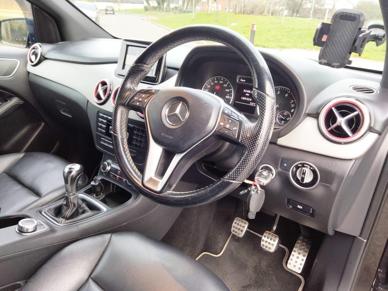 Used Mercedes-Benz B Class 2012 for sale - 77647585: Photo 27