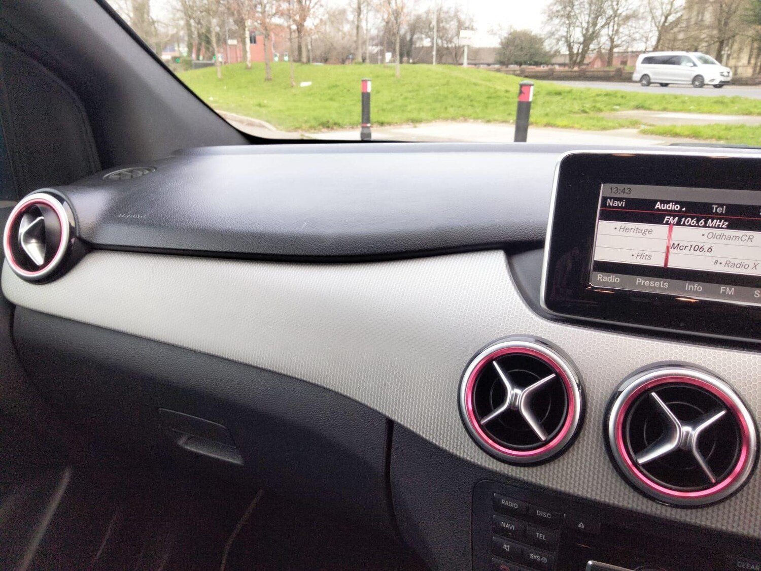 Used Mercedes-Benz B Class 2012 for sale - 77647585: Photo 32