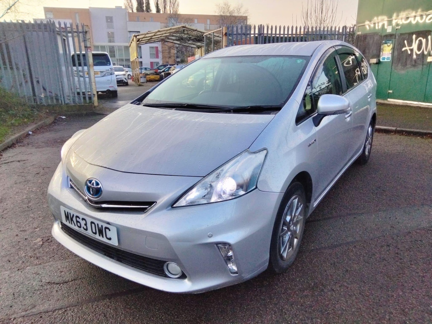 Used Toyota Prius+ 2025 for sale - 77039883: Photo 15