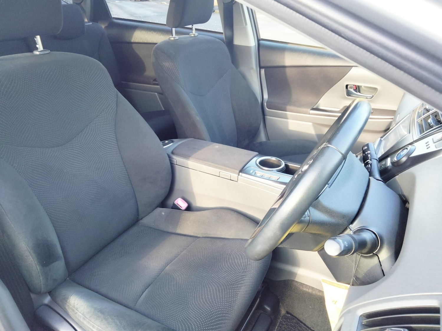 Used Toyota Prius+ 2025 for sale - 77039883: Photo 33