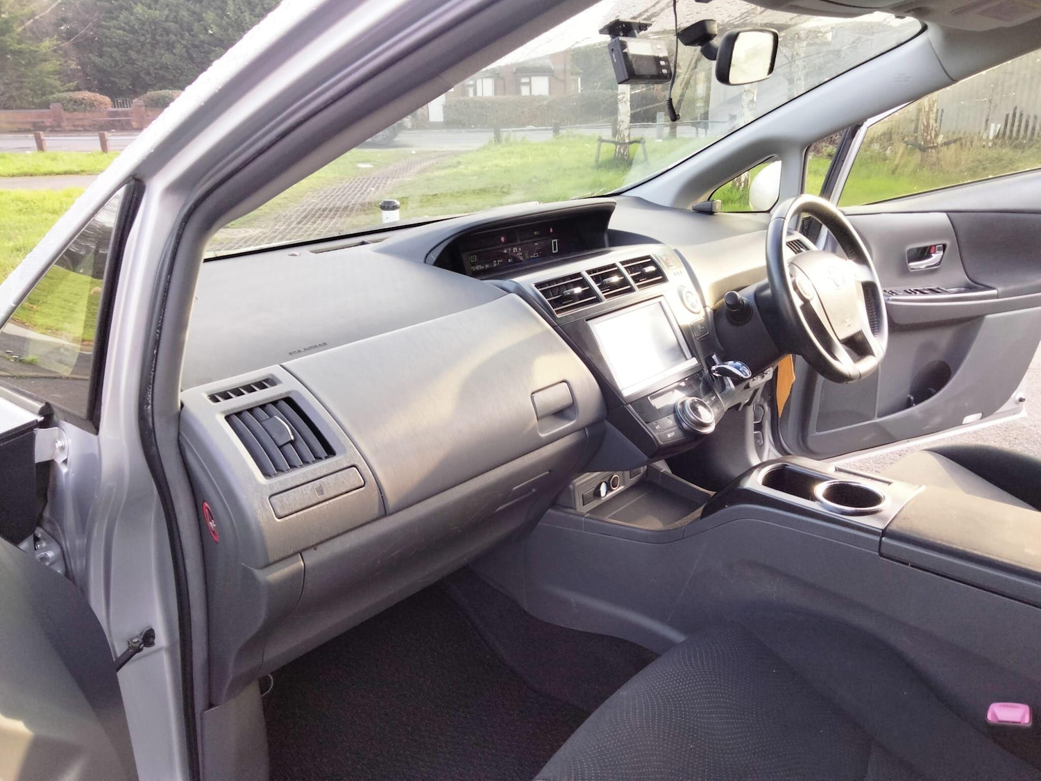 Used Toyota Prius+ 2025 for sale - 77039883: Photo 46