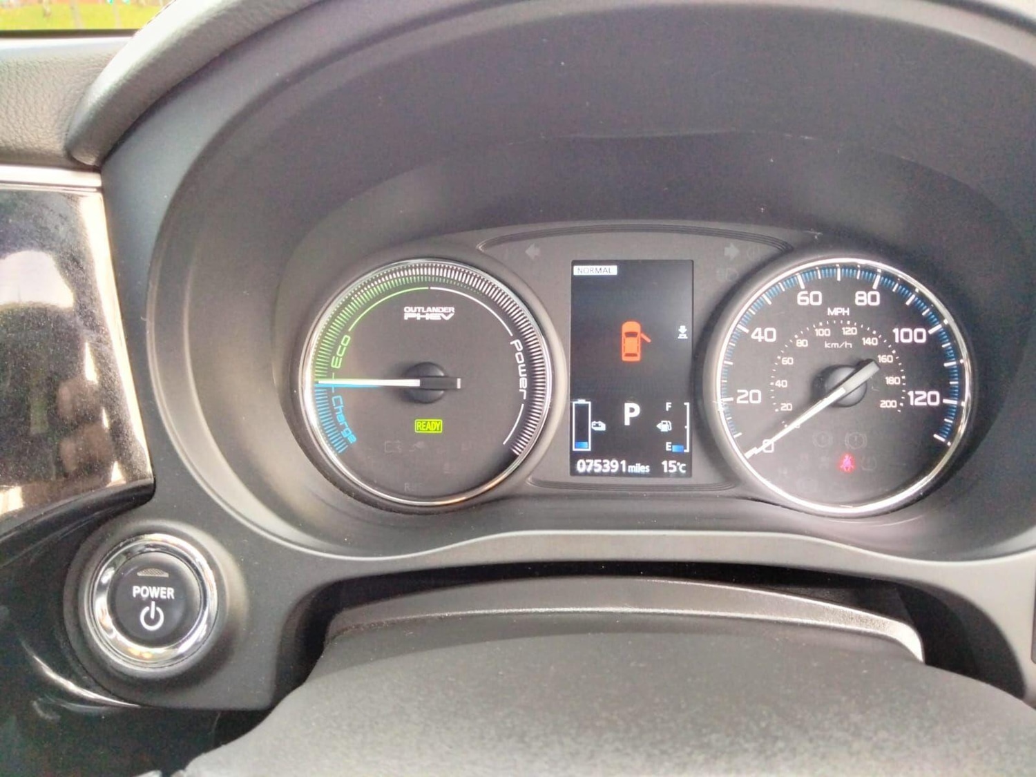 Used Mitsubishi Outlander 2016 for sale - 76485469: Photo 32