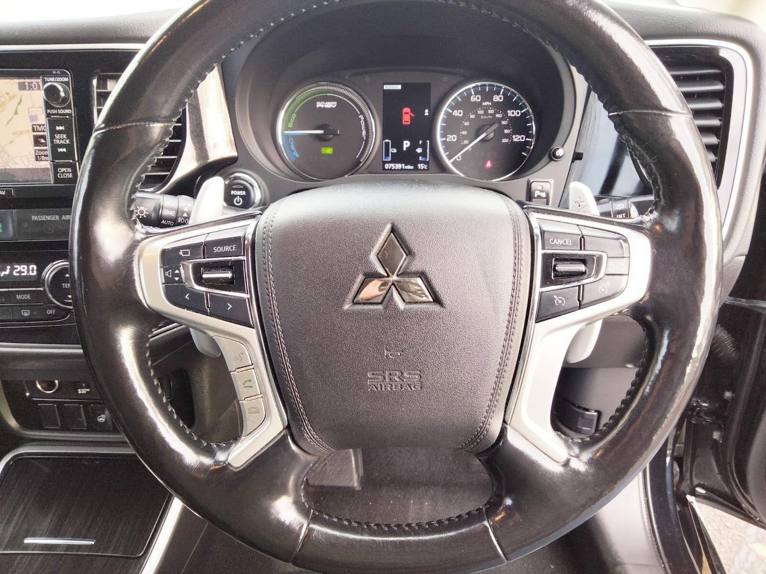 Used Mitsubishi Outlander 2016 for sale - 76485469: Photo 36
