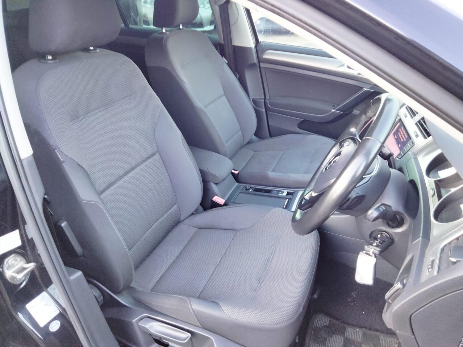 Used Volkswagen Golf 2025 for sale - 76667398: Photo 37