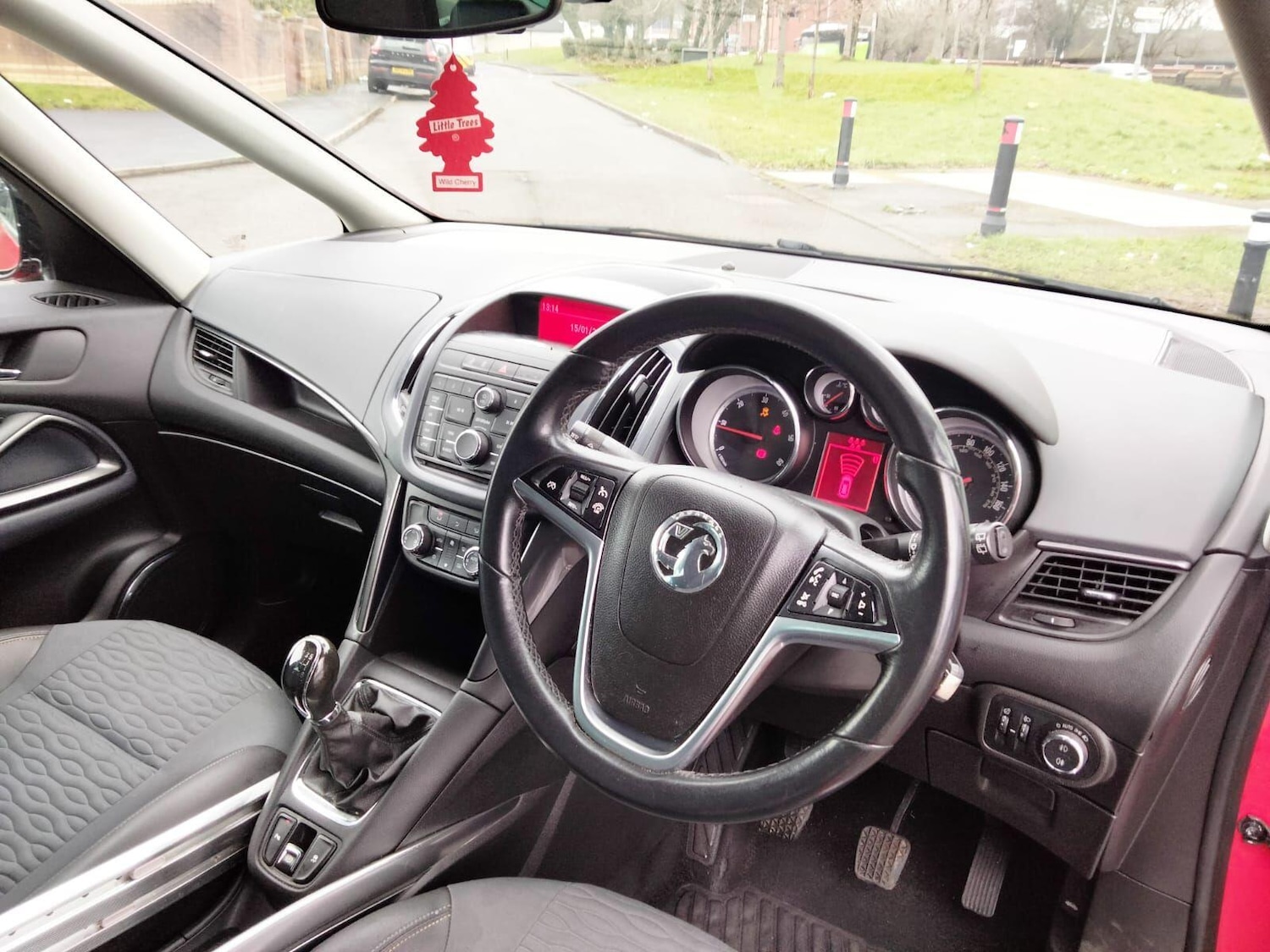 Used Vauxhall Zafira 2013 for sale - 77647575: Photo 31