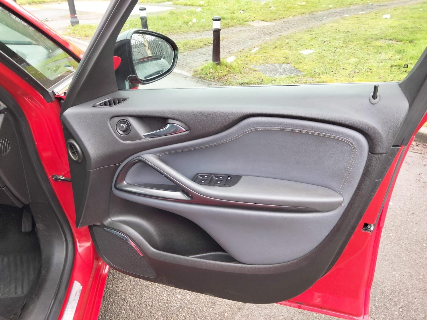 Used Vauxhall Zafira 2013 for sale - 77647575: Photo 36