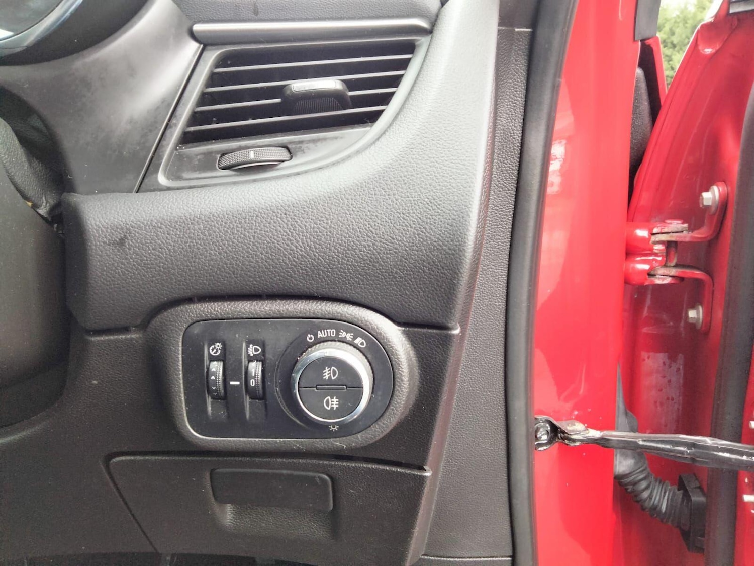 Used Vauxhall Zafira 2013 for sale - 77647575: Photo 37