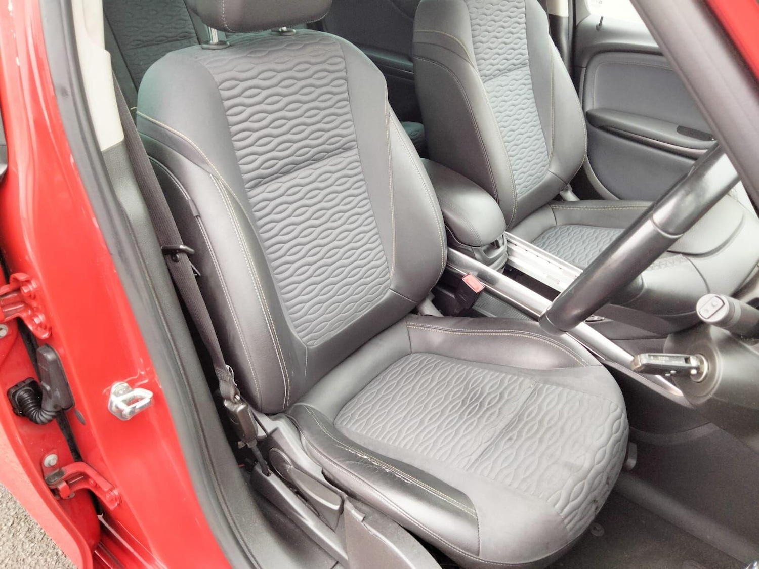 Used Vauxhall Zafira 2013 for sale - 77647575: Photo 40