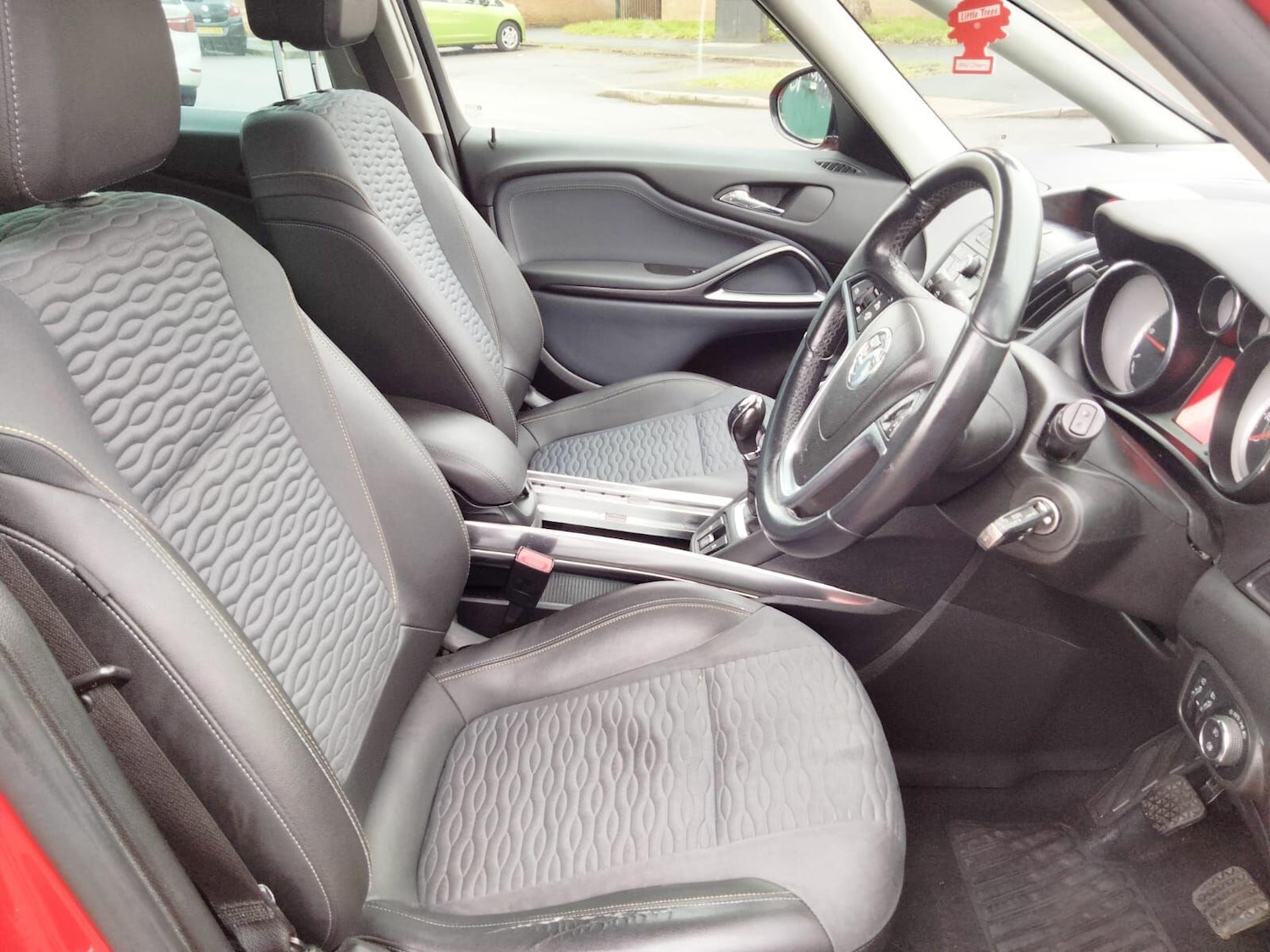 Used Vauxhall Zafira 2013 for sale - 77647575: Photo 41