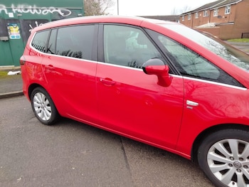 Used Vauxhall Zafira 2013 for sale - 77647575: Photo