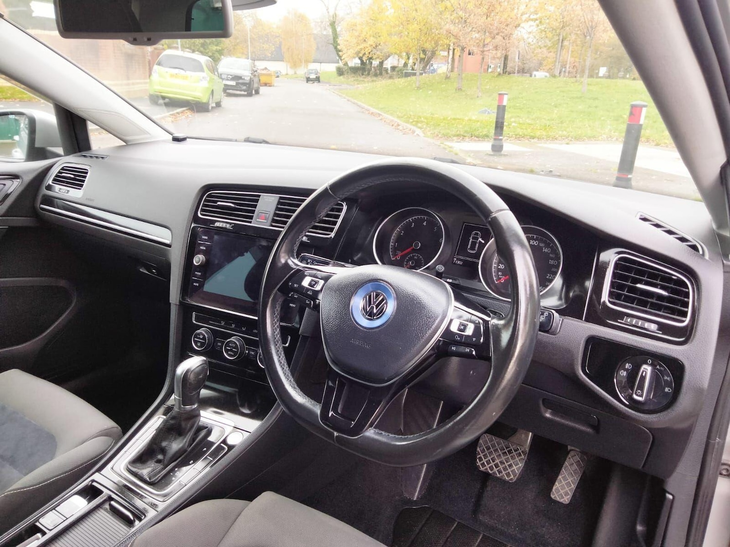 Used Volkswagen Golf 2025 for sale - 76561806: Photo 24