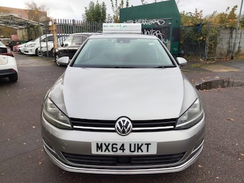 Used Volkswagen Golf 2015 for sale - 76561806: Photo