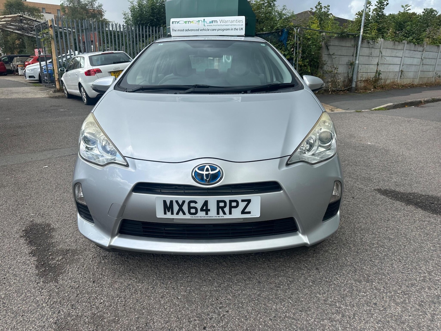 Used Toyota Aqua for sale - 77647571: Photo 2