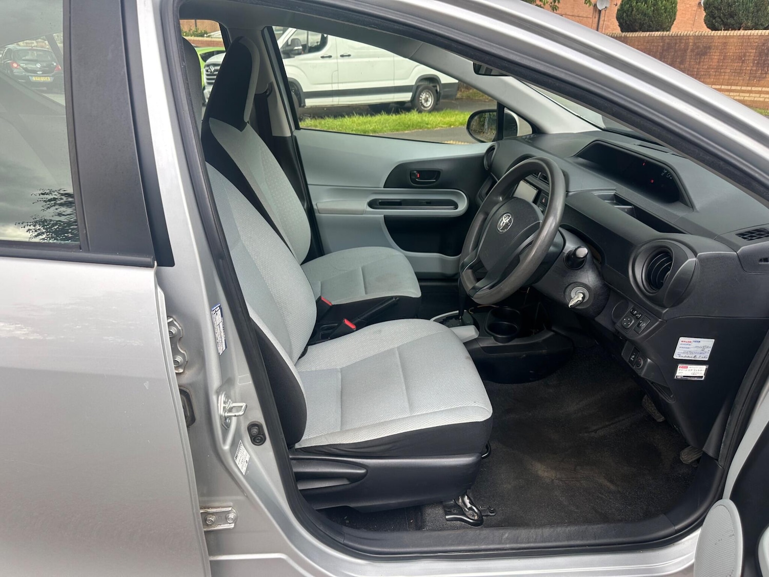 Used Toyota Aqua for sale - 76990157: Photo 20