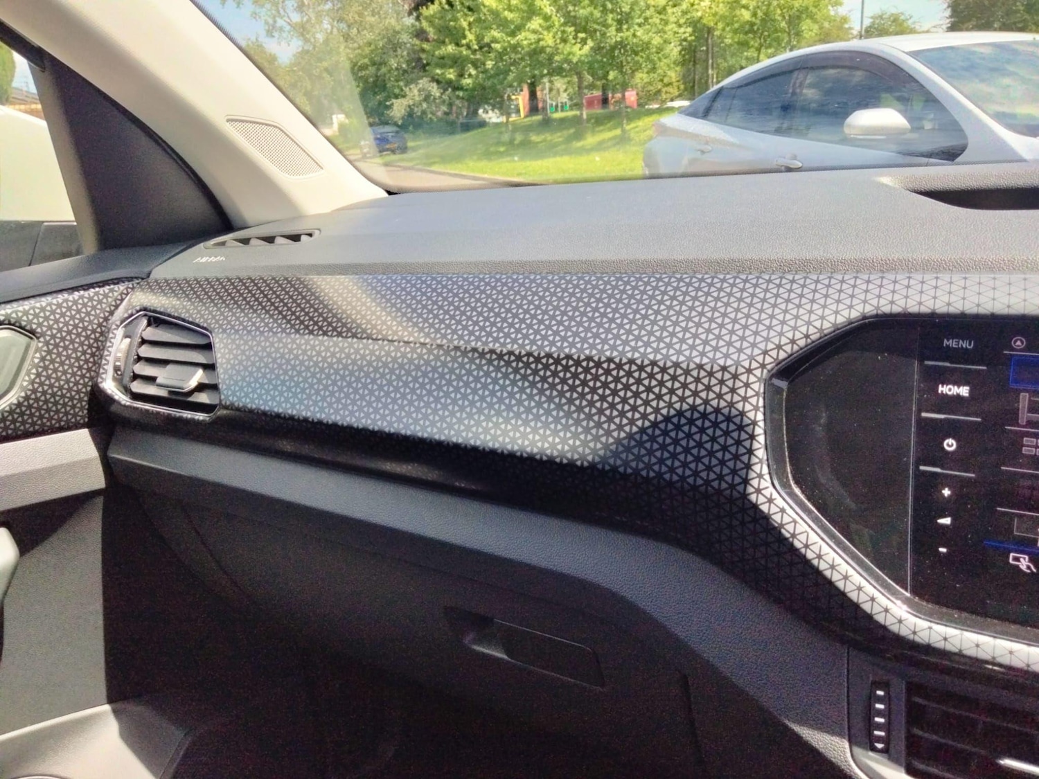 Used Volkswagen T-Cross 2025 for sale - 76993711: Photo 29