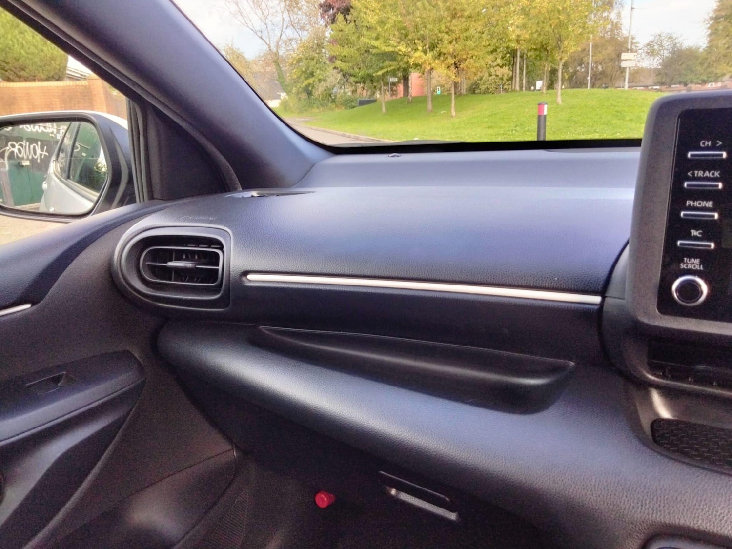 Used Toyota Yaris for sale - 76839977: Photo 35