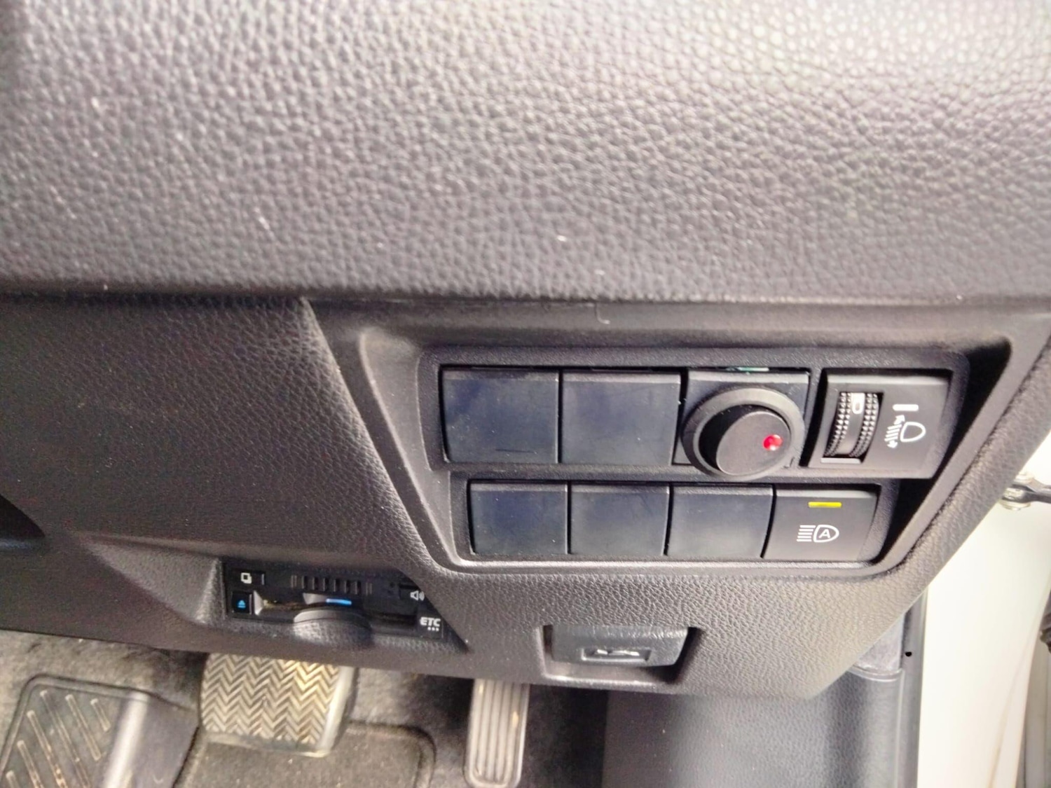 Used Toyota Yaris for sale - 76839977: Photo 42