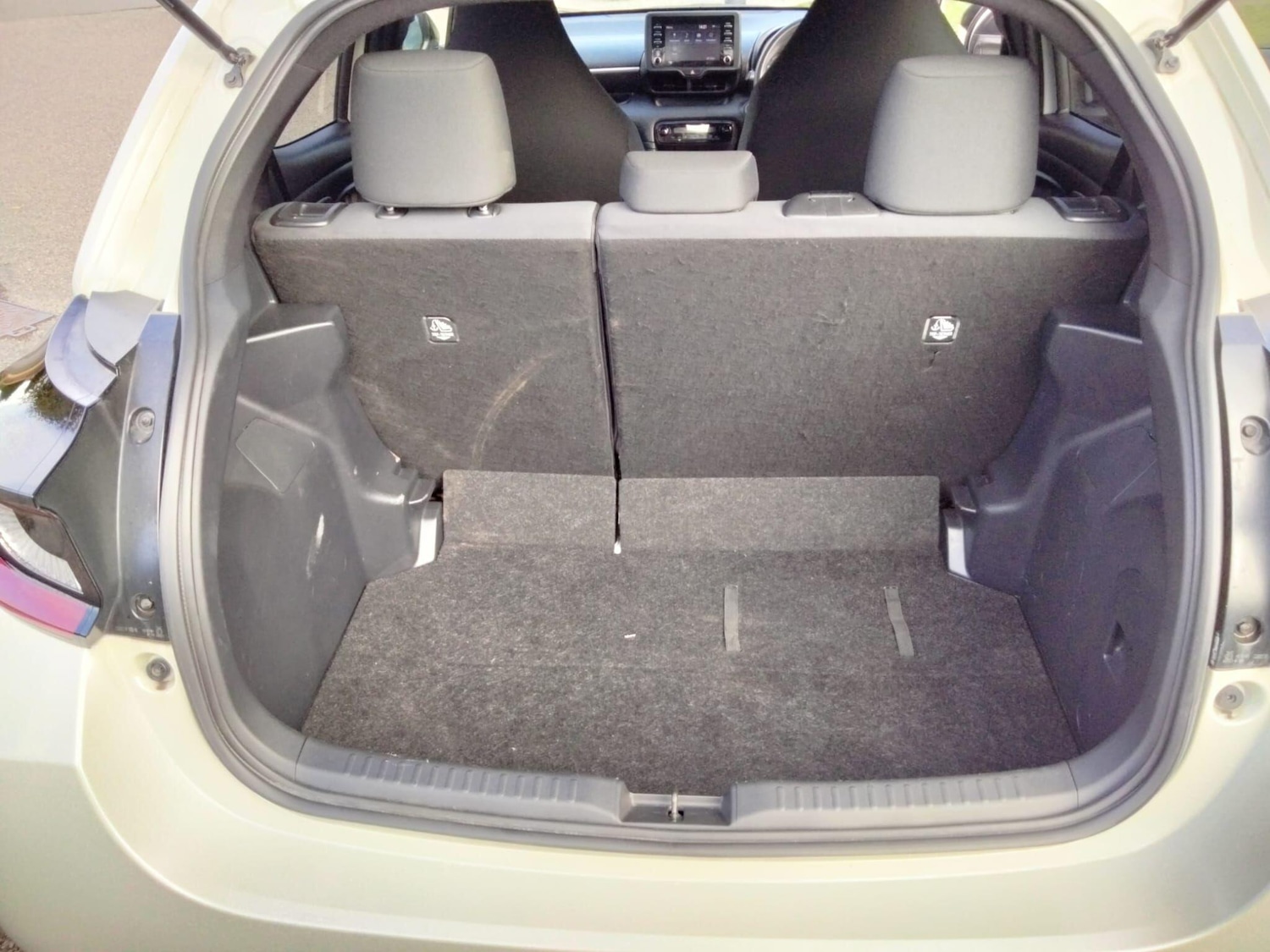 Used Toyota Yaris for sale - 76839977: Photo 56