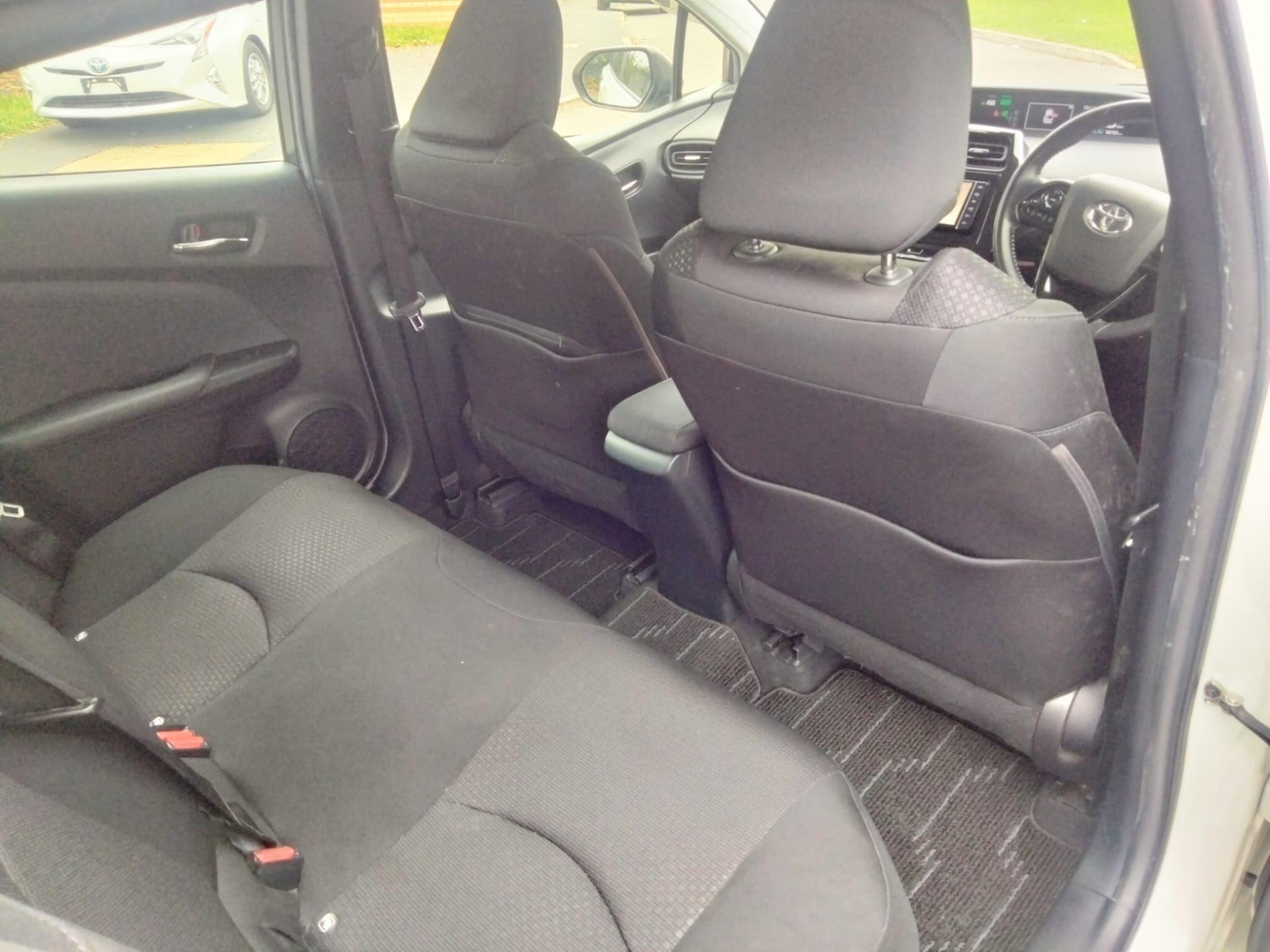 Used Toyota Prius 2025 for sale - 76989577: Photo 30