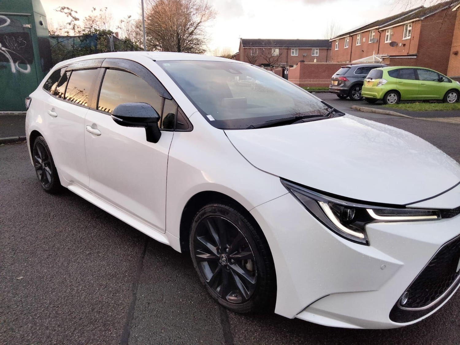 Used Toyota Prius 2025 for sale - 77015405: Photo 5