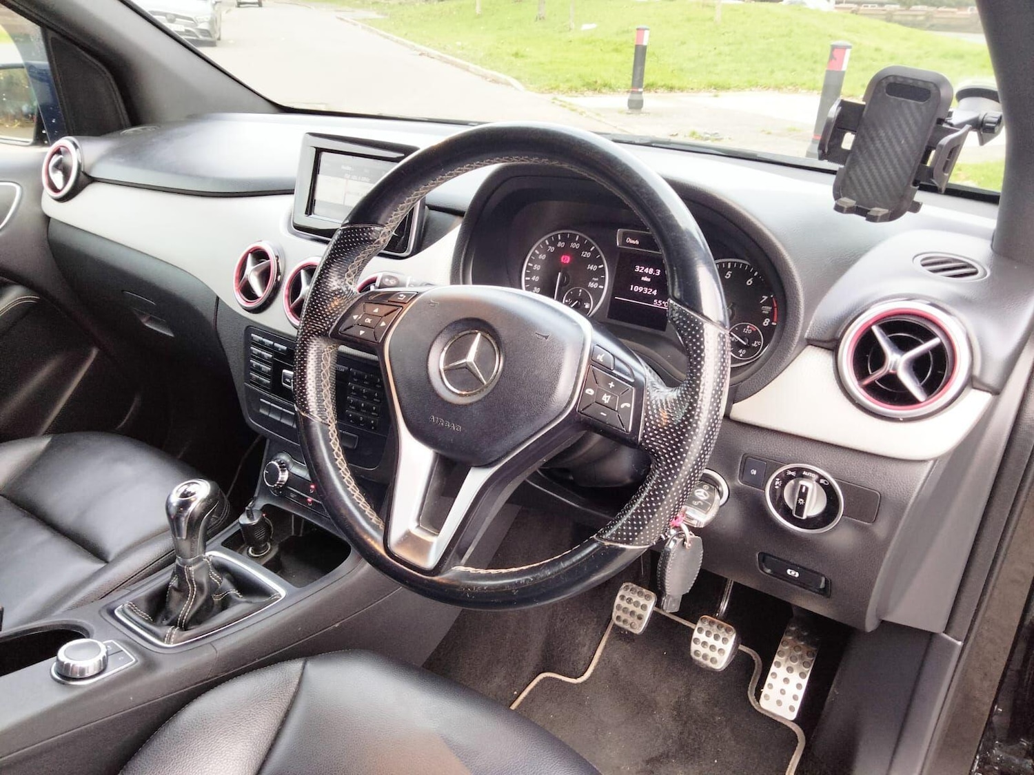 Used Mercedes-Benz B Class 2012 for sale - 77082059: Photo 30